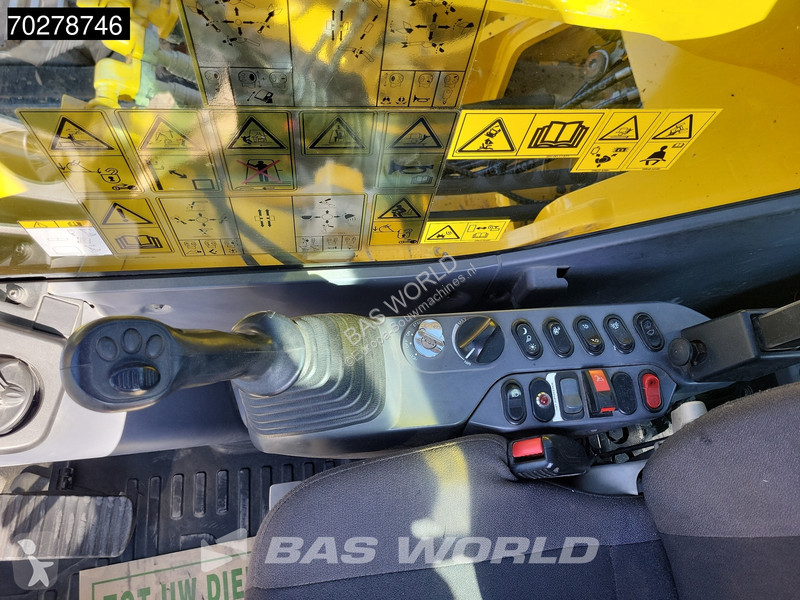 Lopatový nakládač Komatsu PC390 HRD -11 UHD -...