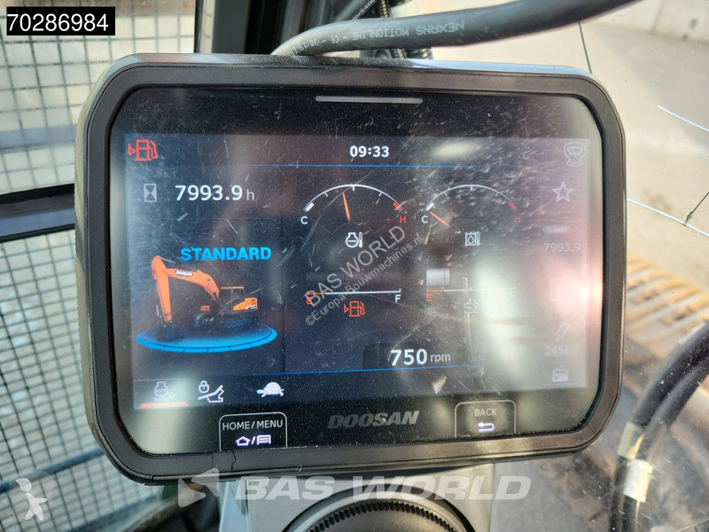 Lopatový nakládač Doosan -7