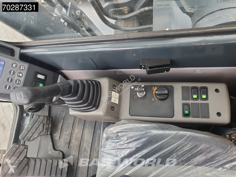 جرافة Hyundai R245 LR LRE - LONG REACH