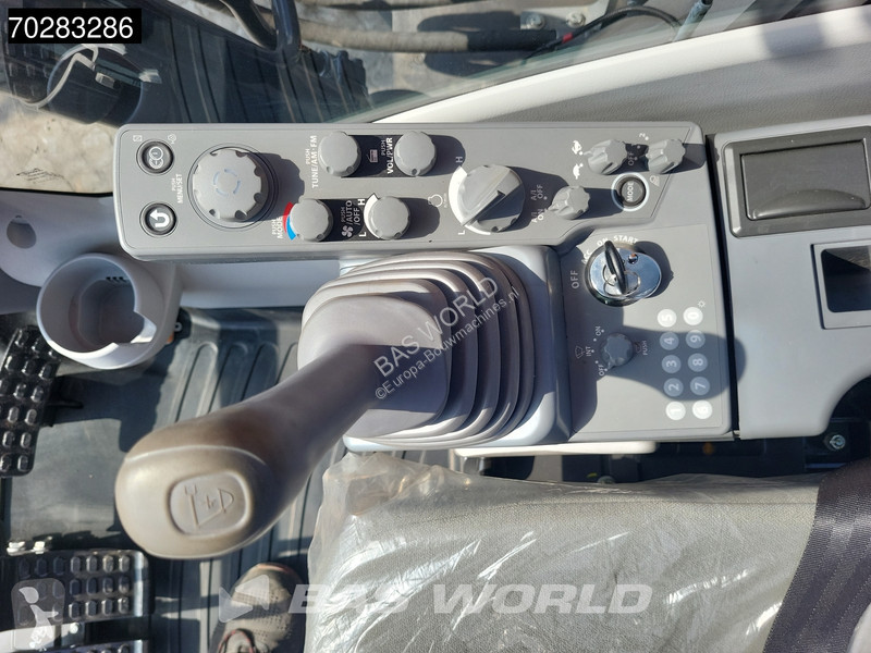 Skovl Hitachi ZX220 LC-5G ISUZU ENGINE