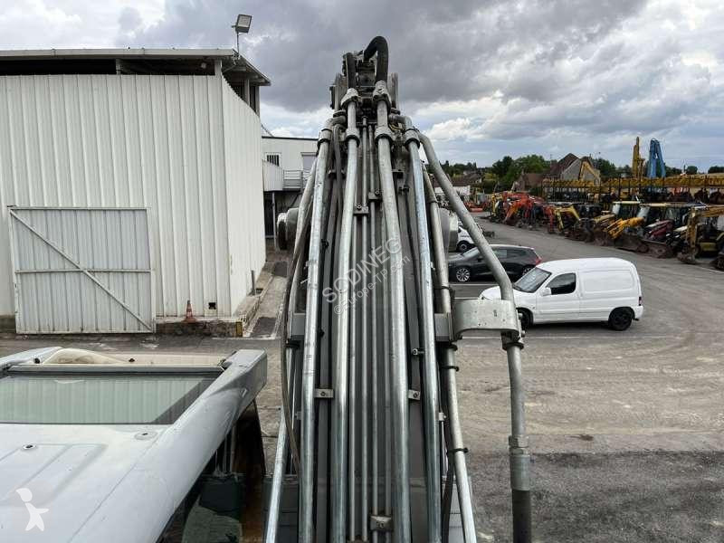 Escavadora Liebherr