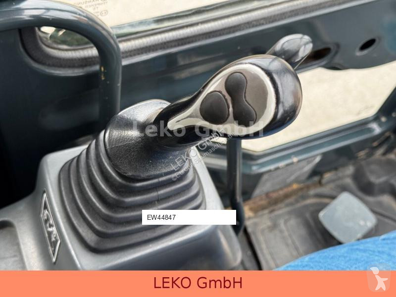 Skovl Hyundai Robex 55W-9A Mit Drei Löffeln