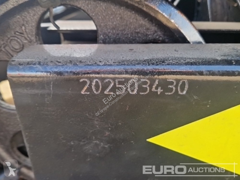 Excavator JPC HT12