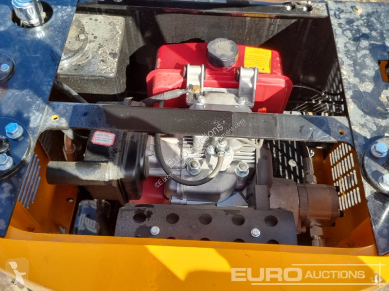 Escavadora JPC HT12