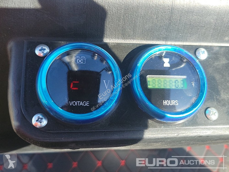 Escavadora JPC HT12