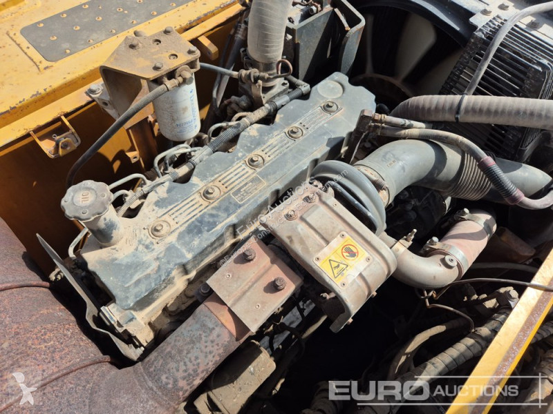Escavatore Komatsu PC210-8M0