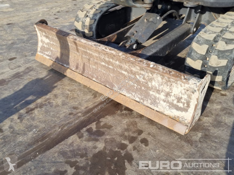 جرافة Bobcat E27Z