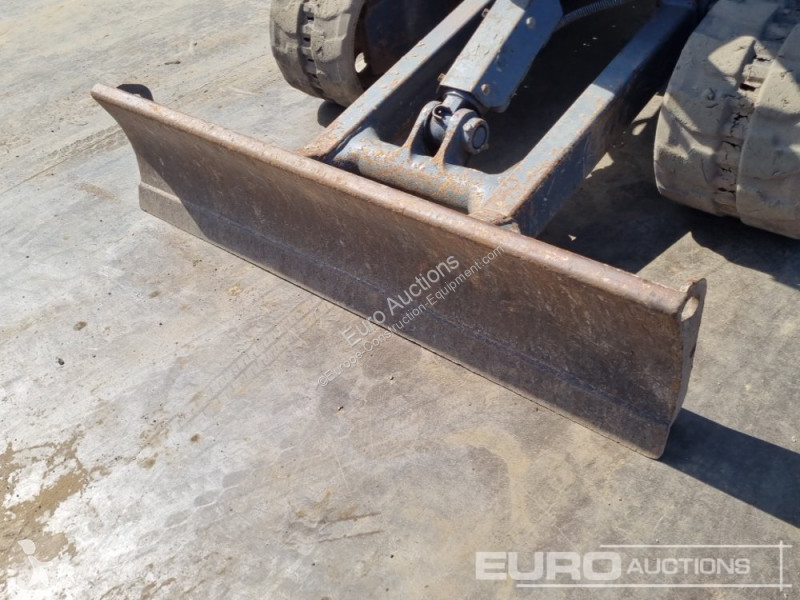 Escavadora Takeuchi 0