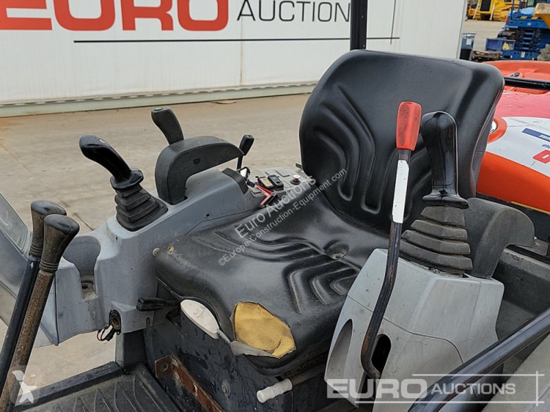 جرافة Kubota KX016-4