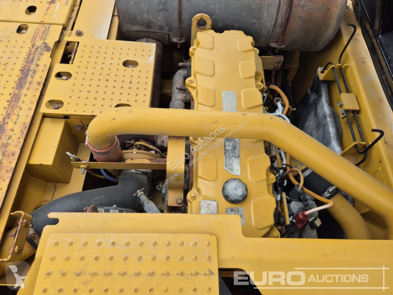 Escavatore Caterpillar 2