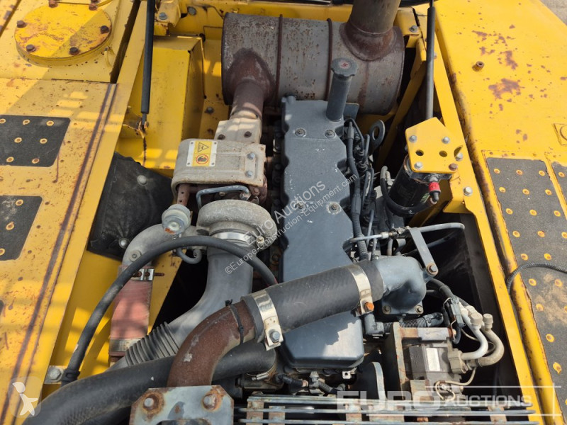 Excavator Komatsu PC220LC-8N1