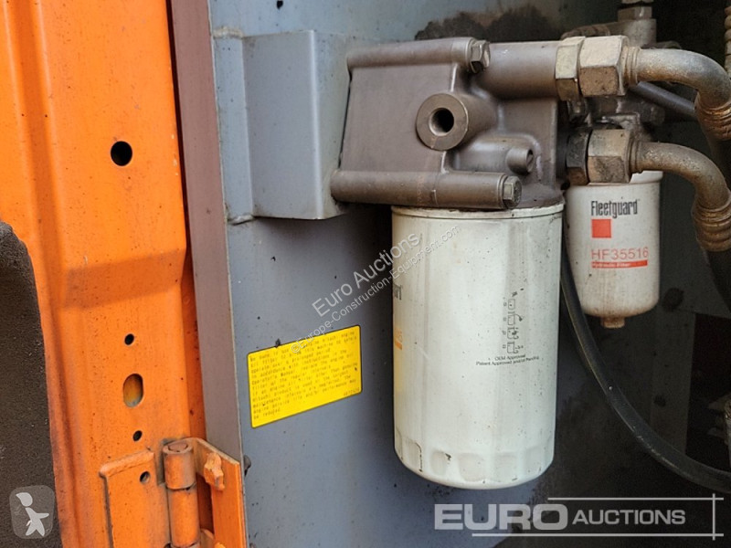 Escavadora Hitachi ZX210LC-3