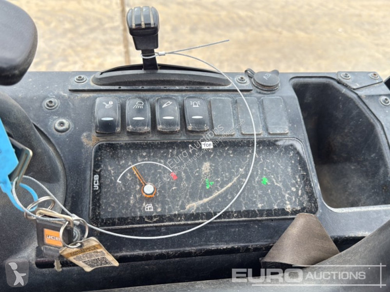 جرافة JCB 16C-1