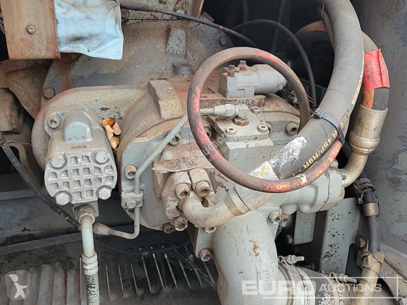 جرافة Hitachi 0-2