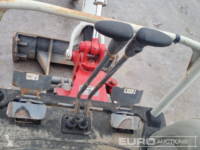 Graafmachine Takeuchi TB216