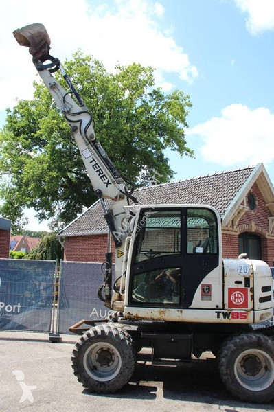 Excavator Terex