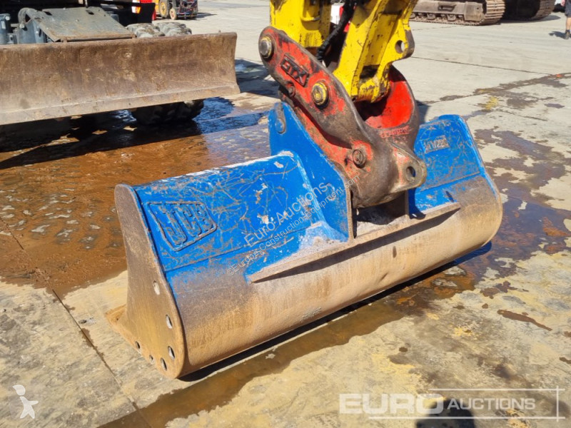 Excavator Komatsu -11
