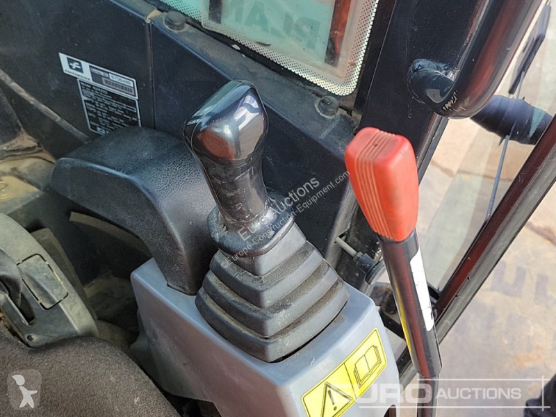 Escavatore Kubota U27-4