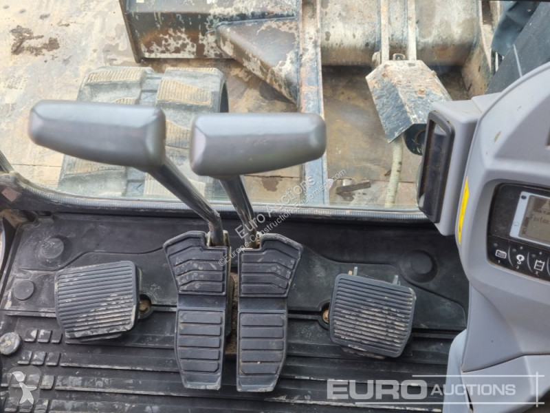 Escavadora Kubota KX080-4A2