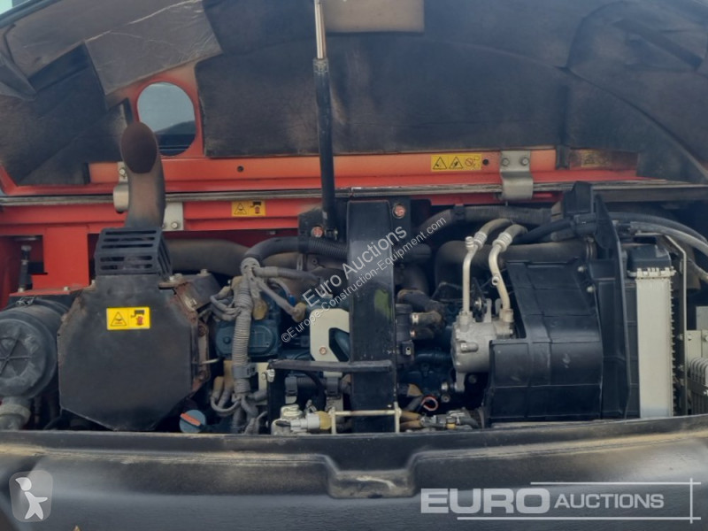 Escavatore Kubota KX080-4