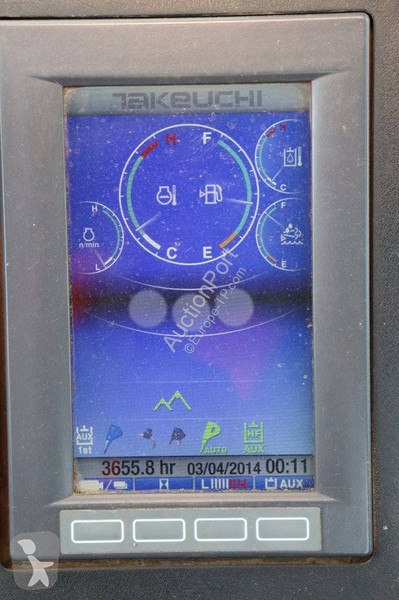جرافة Takeuchi TB2150