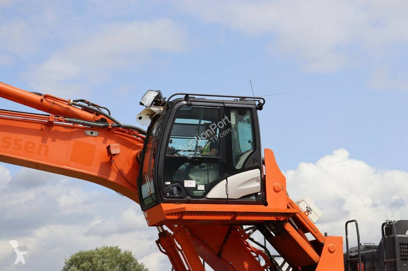 جرافة Hitachi ZX490LCH-6