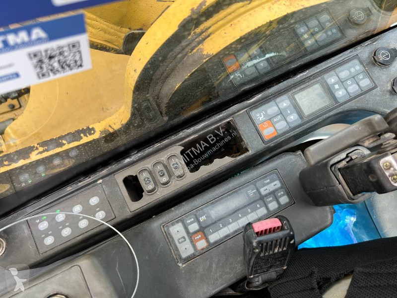 Excavator Caterpillar L