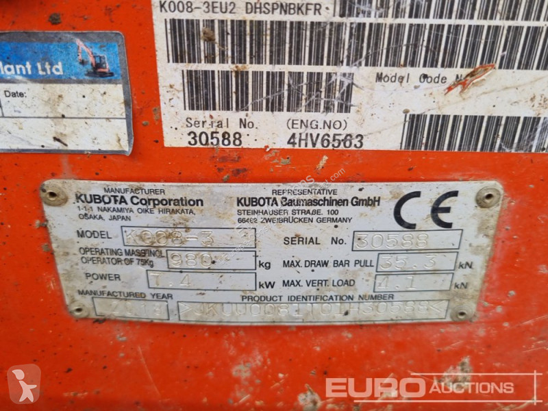 Lopatový nakládač Kubota K008-3