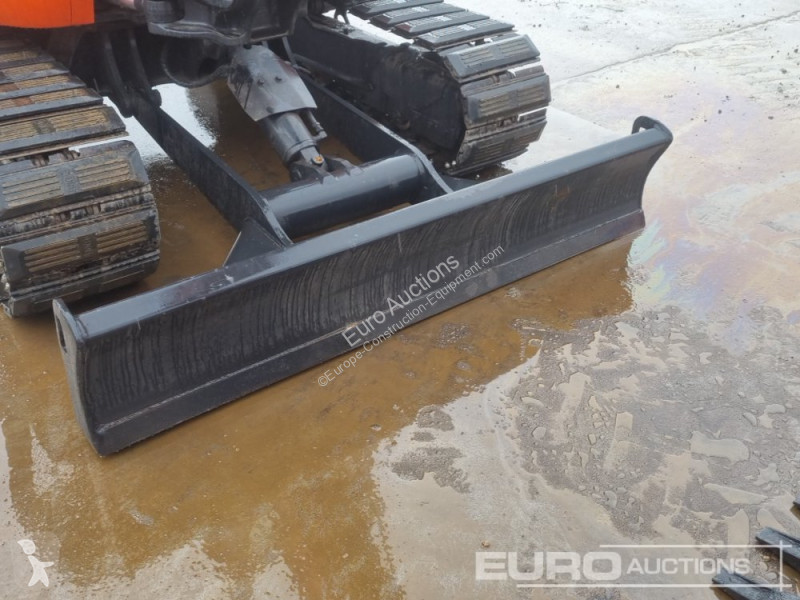 Lopatový nakládač Kubota KX163-5