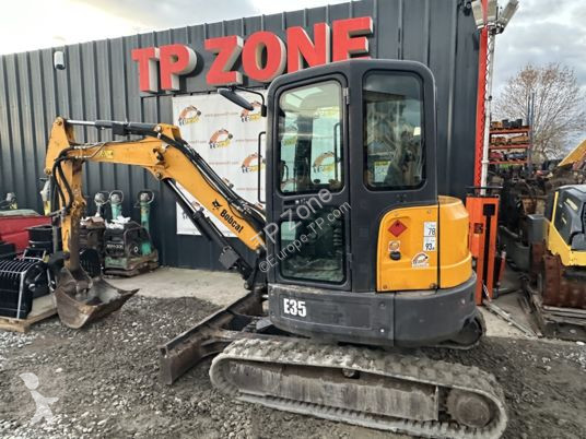 Lopatový nakládač Bobcat e35 à 23 500 € ht