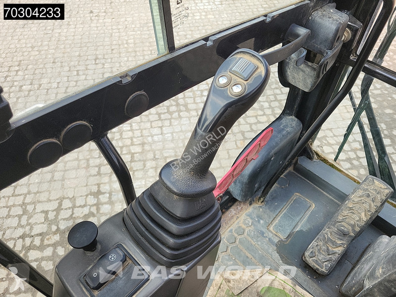 جرافة Caterpillar F F Outrigger + Blade
