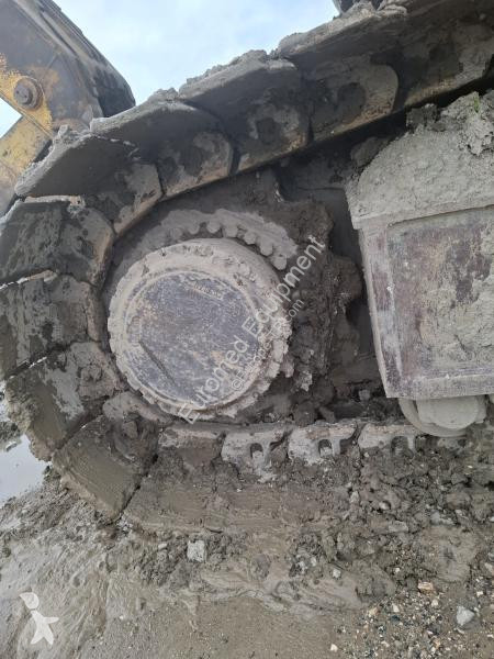جرافة Komatsu 1400-1