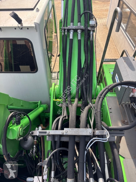 Escavatore Sennebogen 825