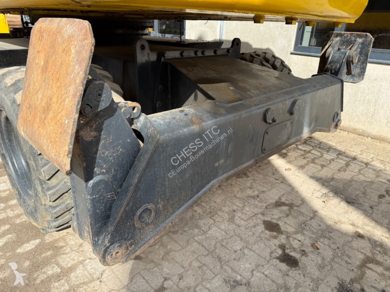 جرافة Komatsu 220-7 - 220 - 200 -