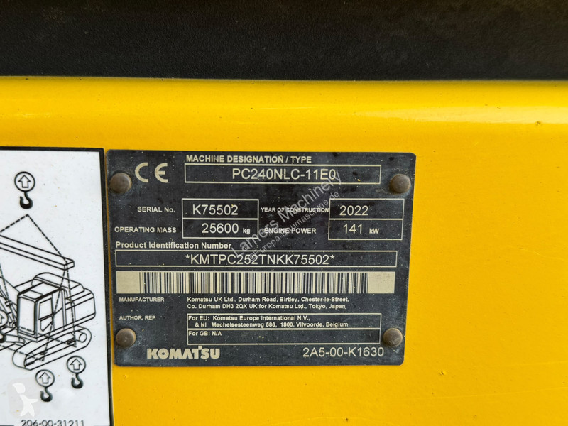 جرافة Komatsu NLC11