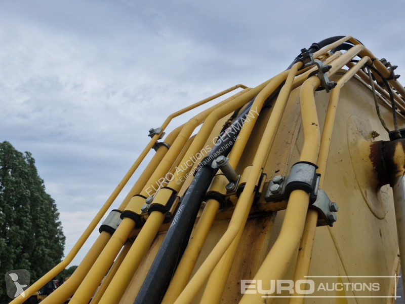 Rýpadlo Komatsu 10