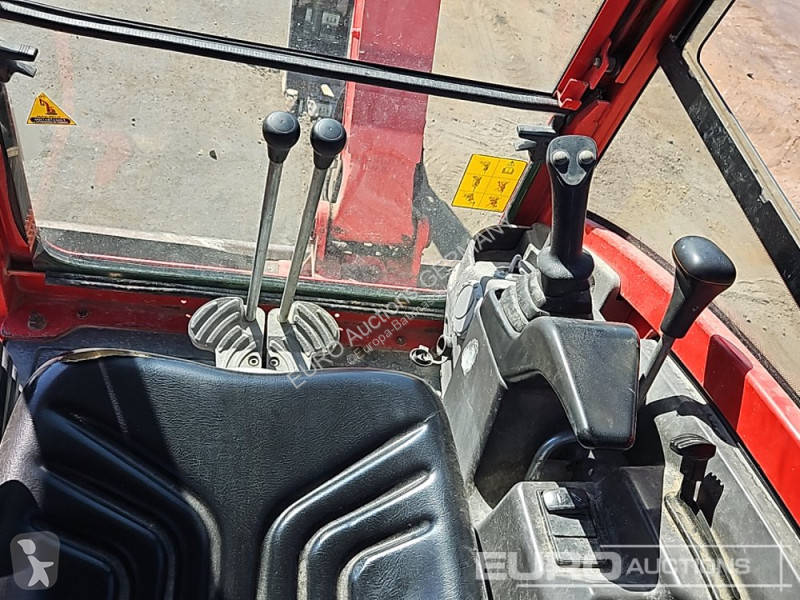 Экскаватор Volvo ECR25D