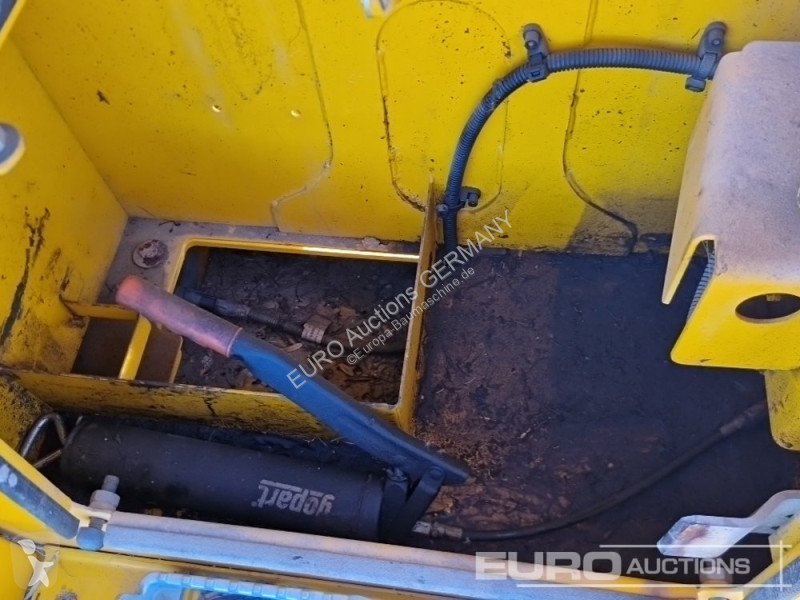 جرافة JCB