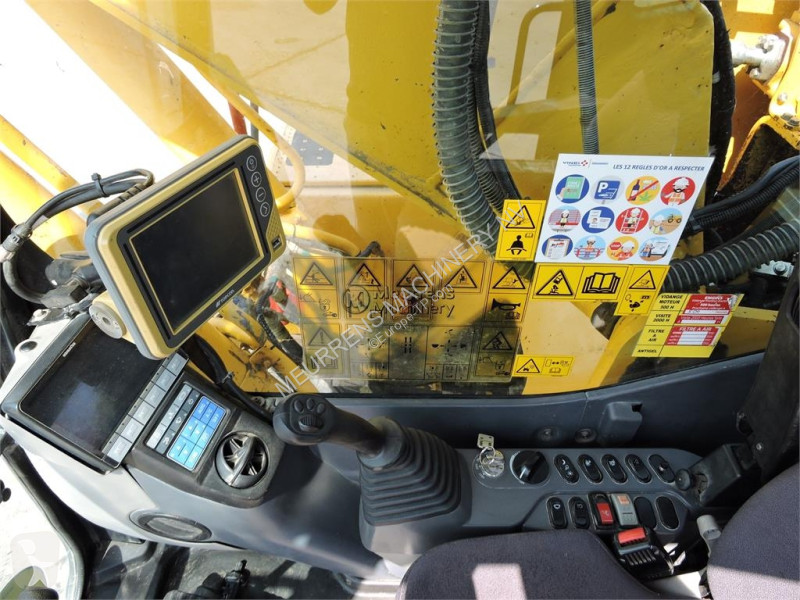 Rýpadlo Komatsu HB215 + GPS