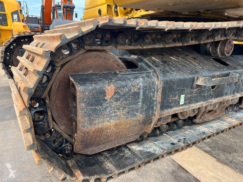 Lopatový nakládač Caterpillar NG 07B .