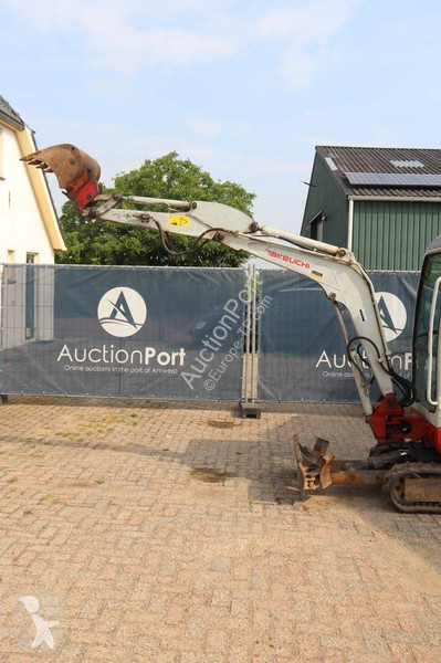 Rýpadlo Takeuchi TB219