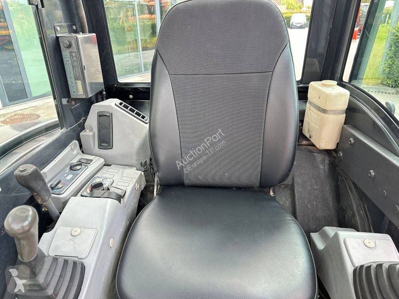جرافة Kubota KX155-5
