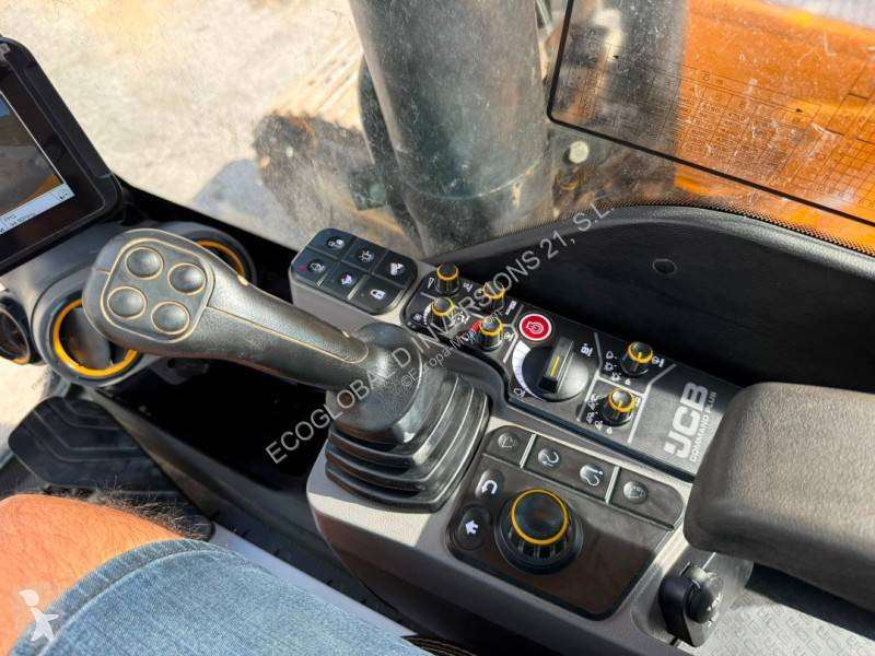 Rýpadlo JCB 210 XLC