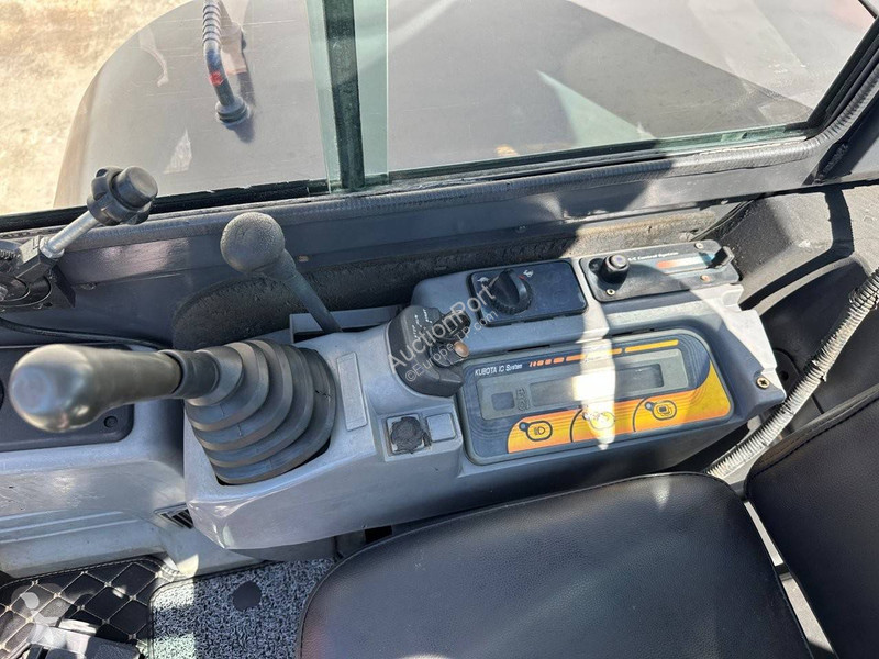Pelle Kubota Kubota