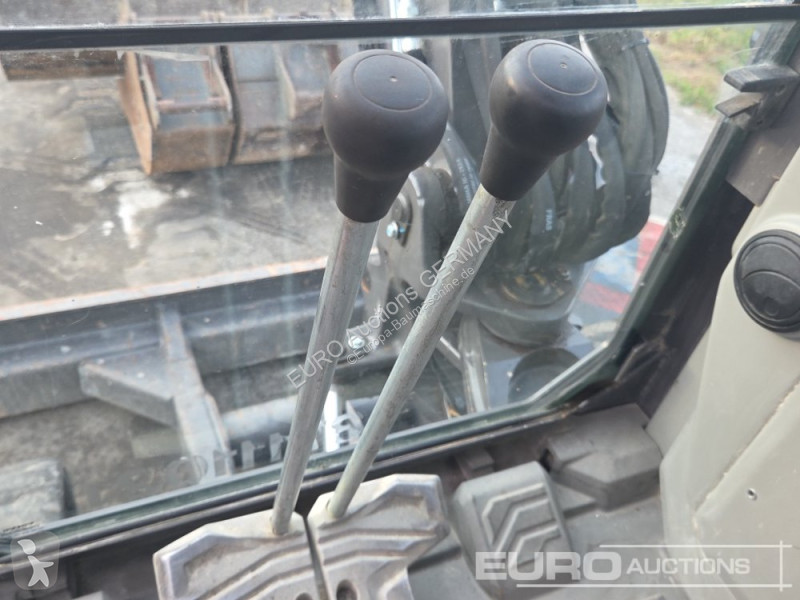 Багер Volvo ECR50F