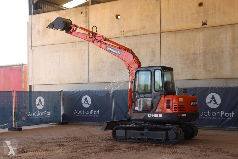 Doosan DH55-V excavator