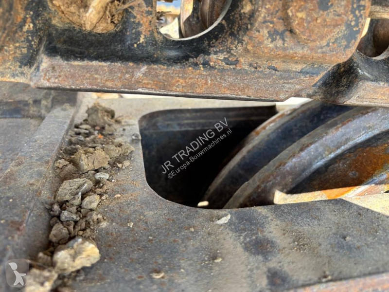 Excavadora Volvo 250 ENL (Two Buckets)