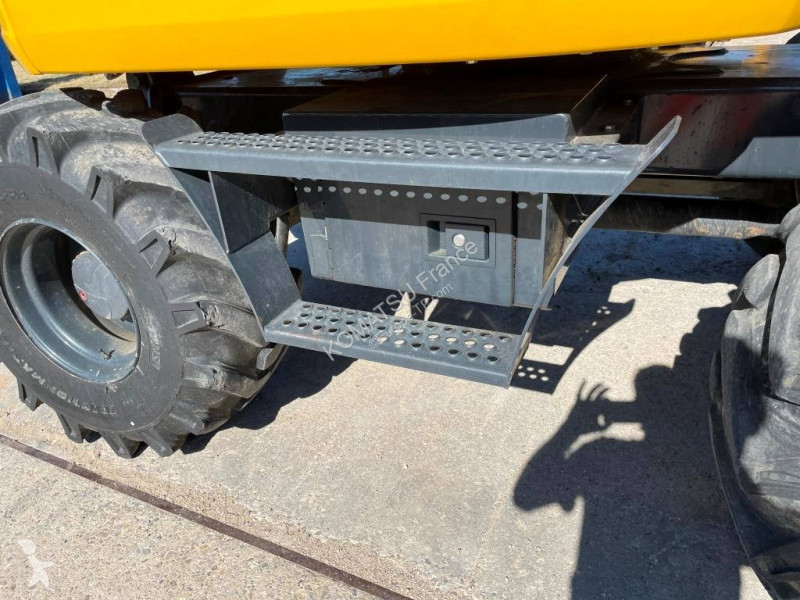 Excavadora Komatsu PW98MR-11E0