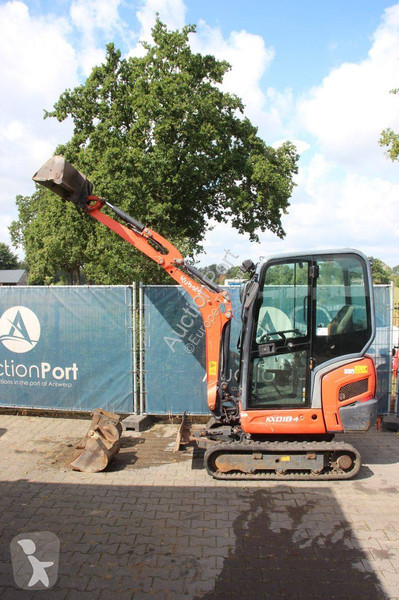 Багер Kubota KX018-4