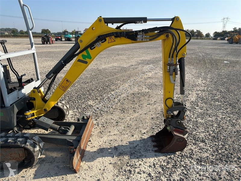 Екскаватор Wacker Neuson E